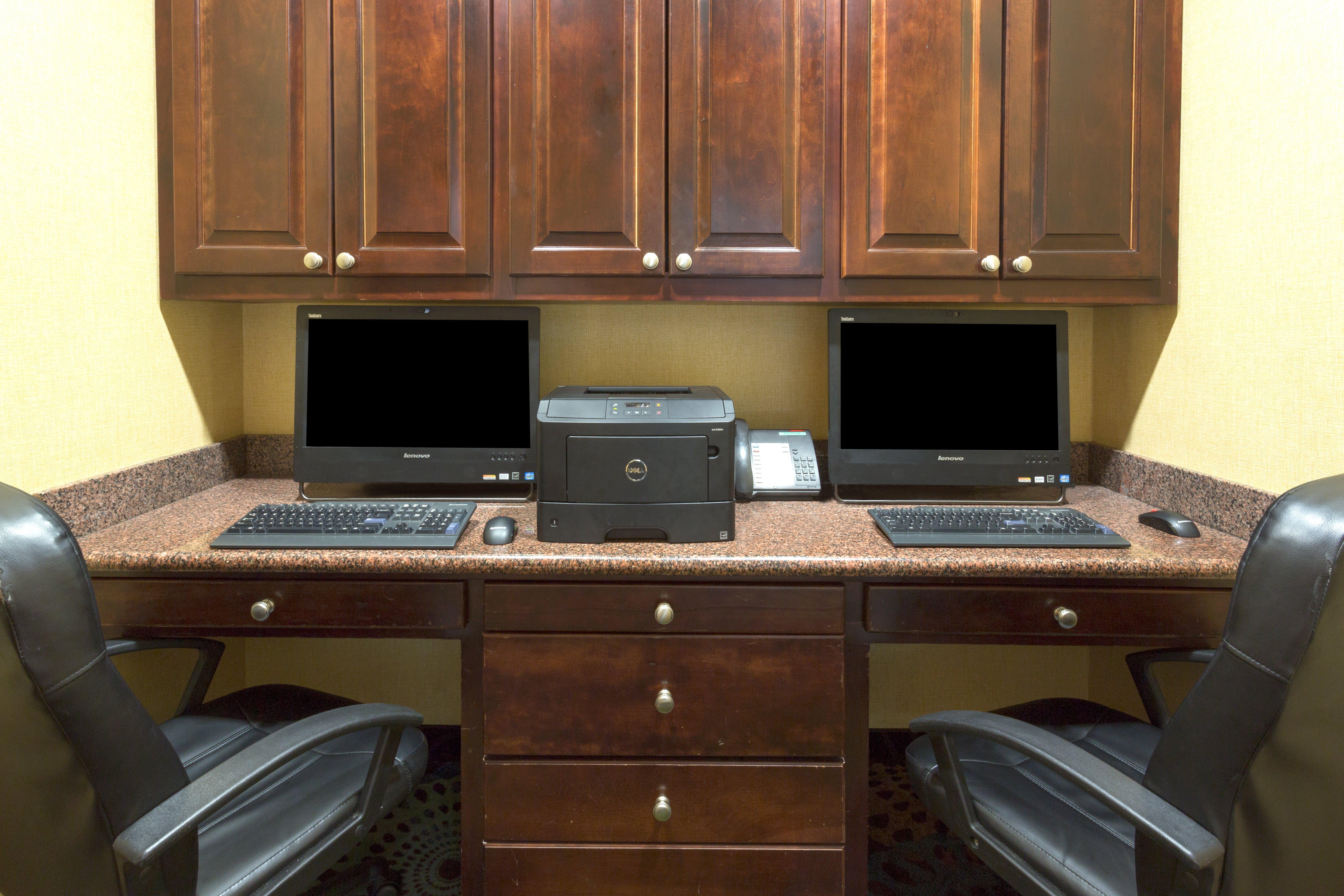 Holiday Inn Express Tower Center New Brunswick By Ihg East Brunswick Eksteriør bilde