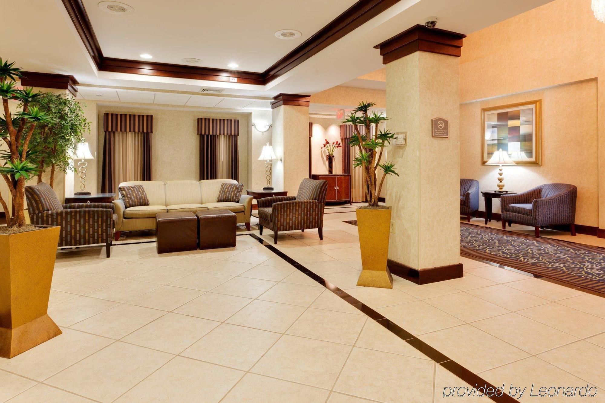 Holiday Inn Express Tower Center New Brunswick By Ihg East Brunswick Eksteriør bilde